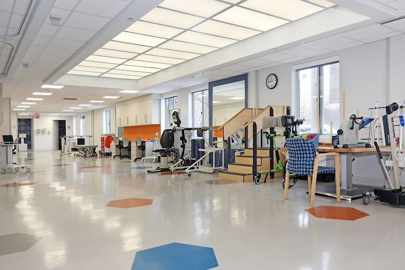 PATHWAYS NURSING AND REHABILITATION CENTER nursing home in NISKAYUNA, NY - Photo 2 of 10