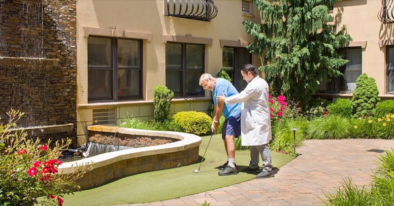 GLEN COVE CENTER FOR NURSING AND REHABILITATION nursing home in GLEN COVE, NY - Photo 5 of 10