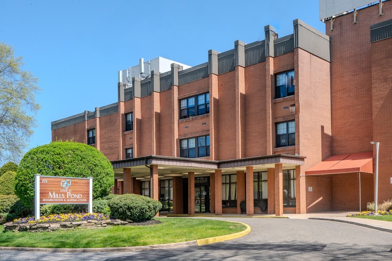 LUXOR NURSING AND REHABILITATION AT MILLS POND nursing home in ST JAMES, NY - Photo 2 of 10