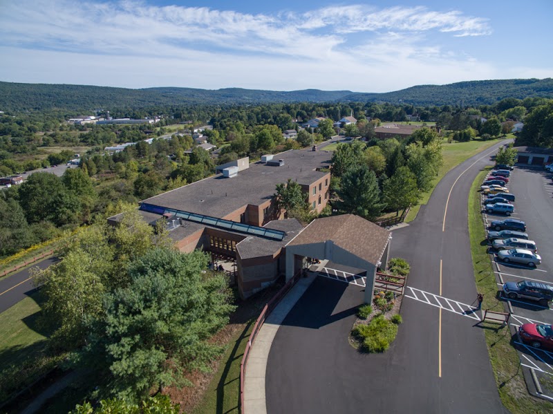 NORWICH REHABILITATION & NURSING CENTER nursing home in NORWICH, NY - Photo 3 of 9
