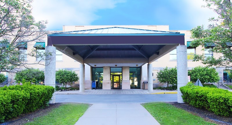 ONEIDA CENTER FOR REHABILITATION AND NURSING nursing home in UTICA, NY - Photo 5 of 5