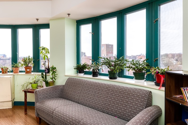 UNION PLAZA CARE CENTER nursing home in FLUSHING, NY - Photo 5 of 10