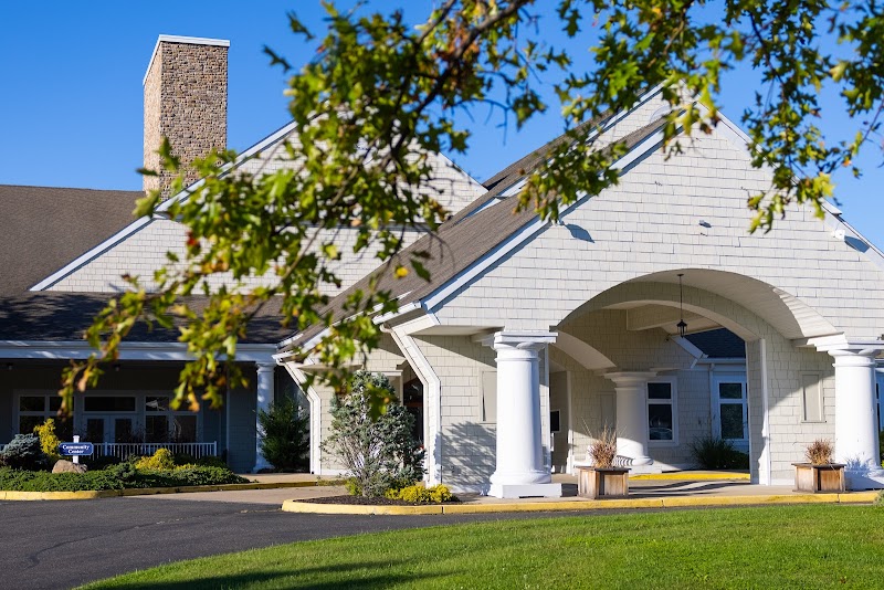 PECONIC LANDING AT SOUTHOLD nursing home in GREENPORT, NY - Photo 2 of 10