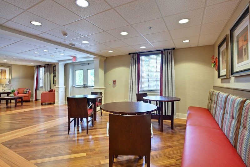 Pruitthealth-Durham nursing home in Durham, NC - Photo 4 of 5