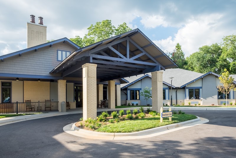 White Oak Manor-Shelby nursing home in Shelby, NC - Photo 2 of 4