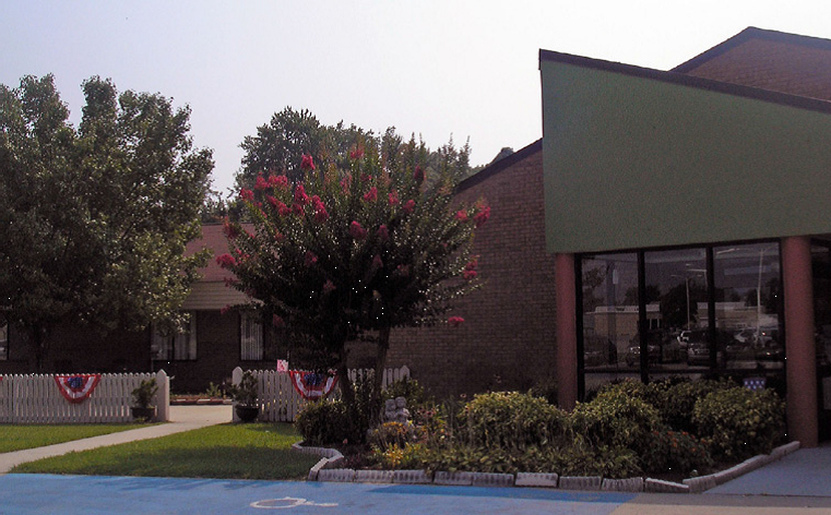 The Carrolton of Plymouth nursing home in Plymouth, NC - Photo 2 of 3