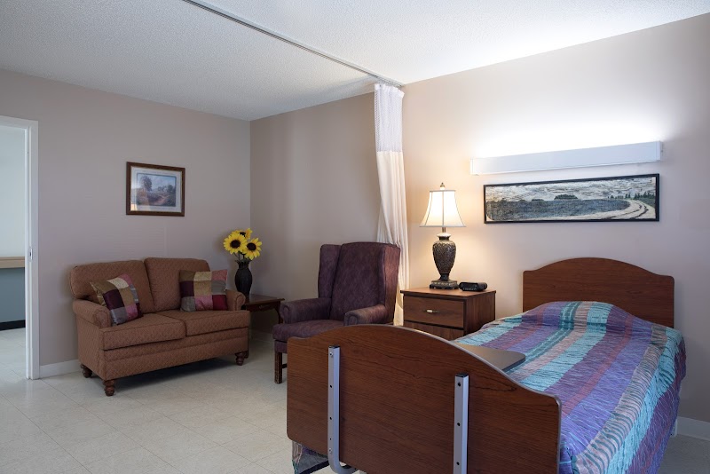 Autumn Care of Saluda nursing home in Saluda, NC - Photo 4 of 5