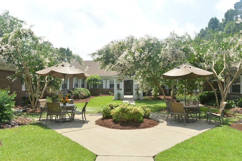 The Laurels of Forest Glenn nursing home in Garner, NC - Photo 2 of 5