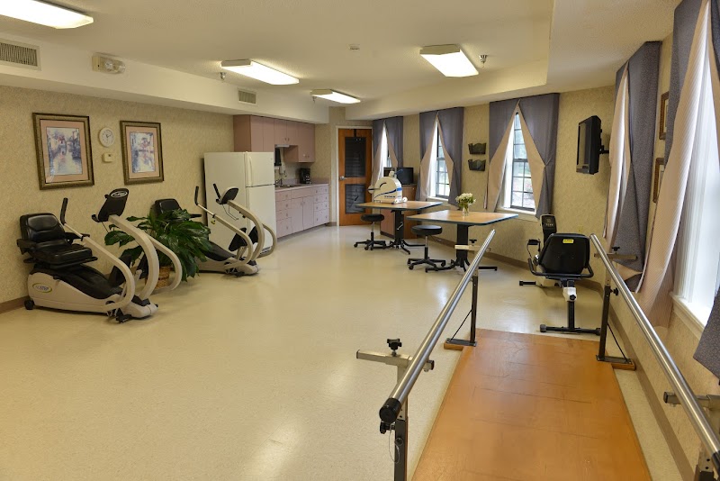 The Laurels of Summit Ridge nursing home in Asheville, NC - Photo 4 of 5