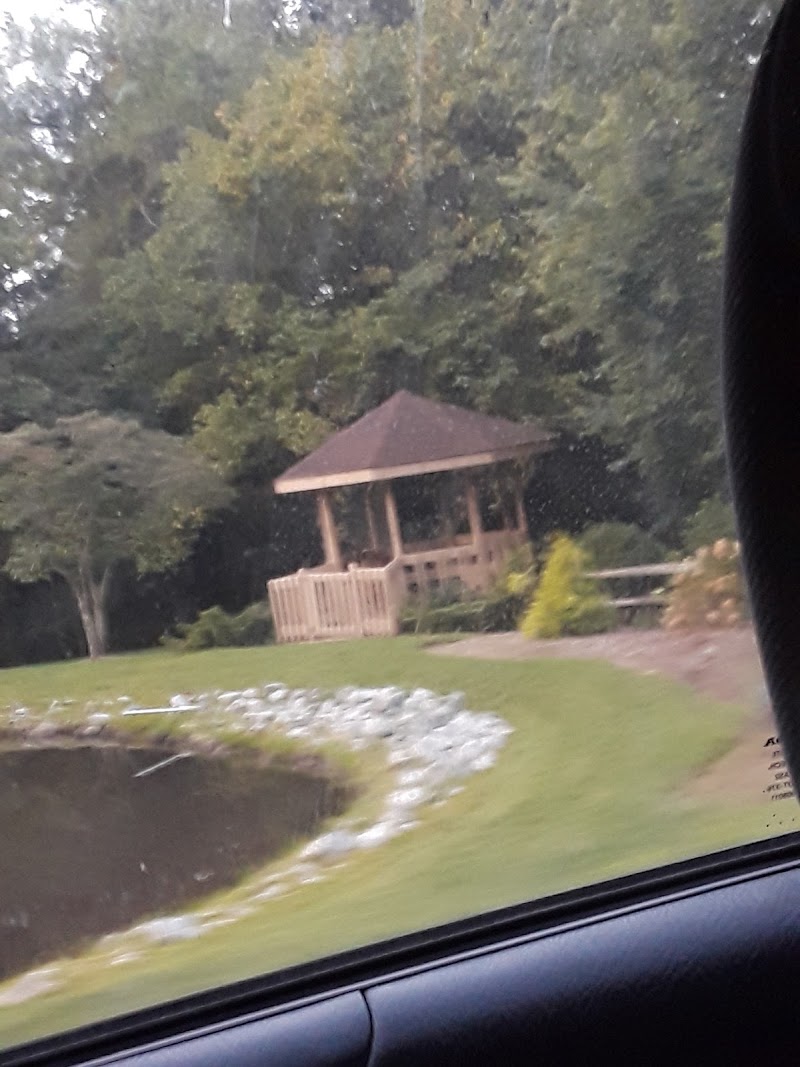 The Oaks-Brevard nursing home in Brevard, NC - Photo 3 of 5