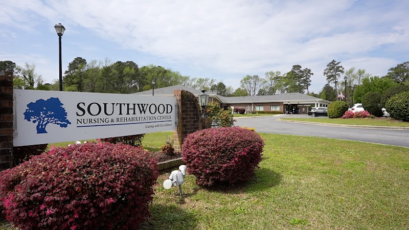 Southwood Nursing and Retirement nursing home in Clinton, NC - Photo 2 of 5