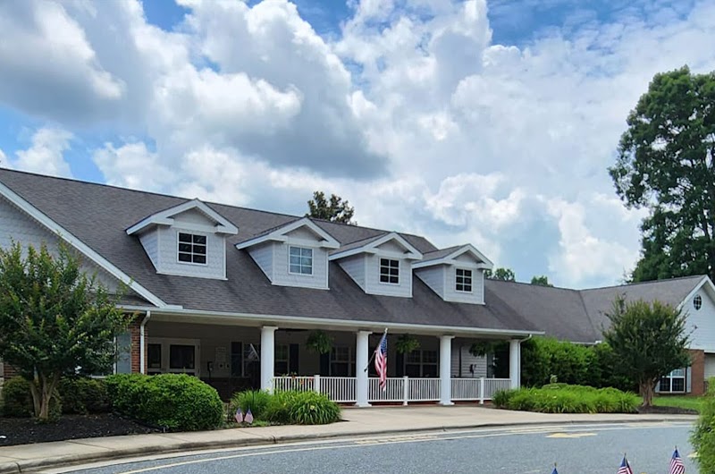 Ramseur Rehabilitation and Healthcare Center nursing home in Ramseur, NC - Photo 5 of 5