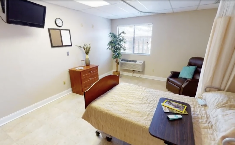 MAJESTIC CARE OF MIDDLETOWN LLC nursing home in MIDDLETOWN, OH - Photo 3 of 5
