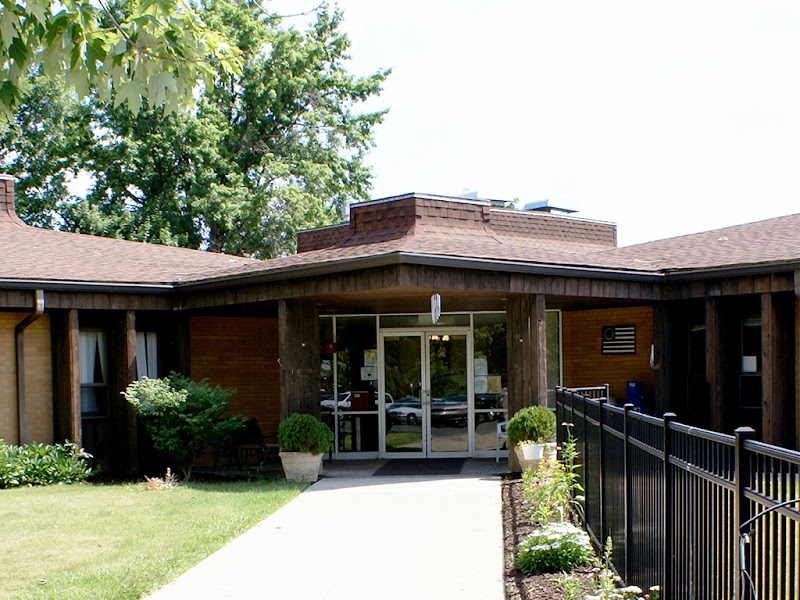 Crestwood Care Center nursing home in SHELBY, OH - Photo 2 of 5