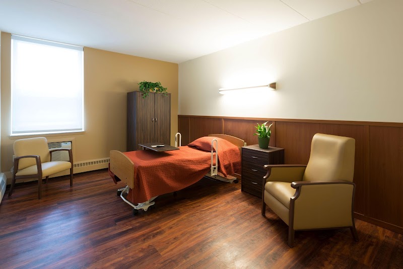 DIPLOMAT HEALTHCARE nursing home in NORTH ROYALTON, OH - Photo 5 of 5