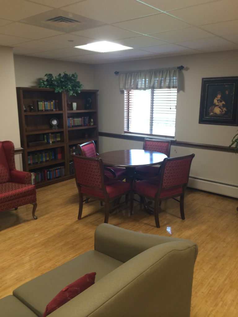 OMNI MANOR NURSING HOME nursing home in YOUNGSTOWN, OH - Photo 2 of 5
