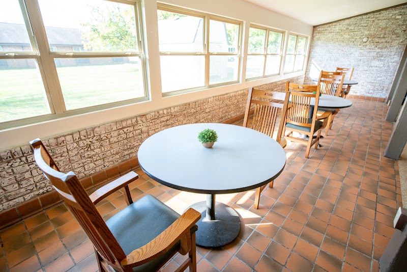 RESPIRATORY AND NURSING CENTER OF DAYTON nursing home in MORAINE, OH - Photo 4 of 5