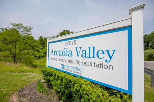 ARCADIA VALLEY SKILLED NURSING AND REHABILITATION nursing home in COOLVILLE, OH - Photo 4 of 5