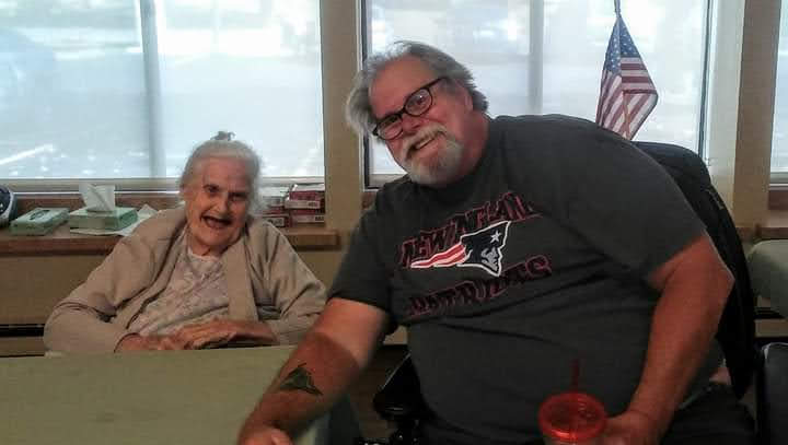 HICKORY CREEK OF ATHENS nursing home in THE PLAINS, OH - Photo 5 of 5