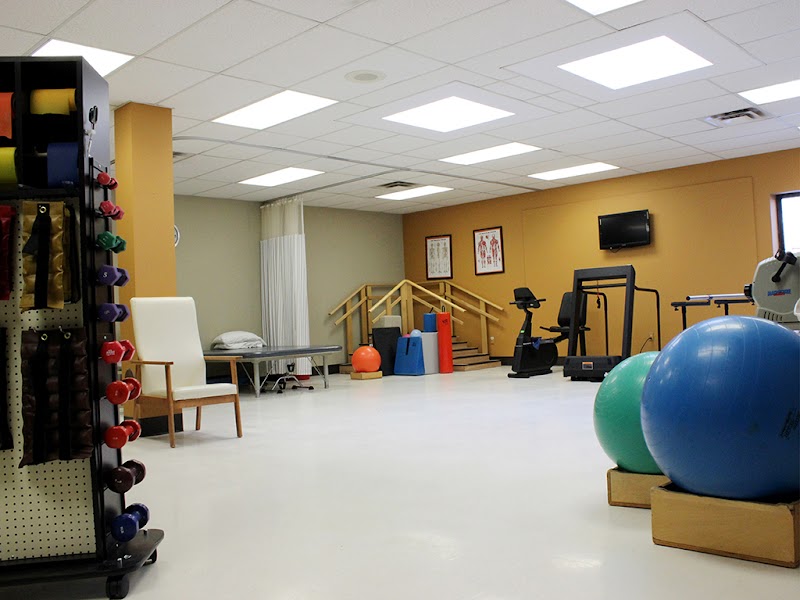 LAKE POINTE HEALTH CARE nursing home in LORAIN, OH - Photo 4 of 7