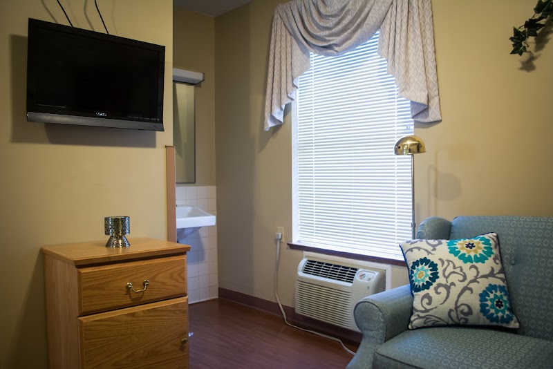 EMBASSY OF WINCHESTER nursing home in CANAL WINCHESTER, OH - Photo 3 of 5