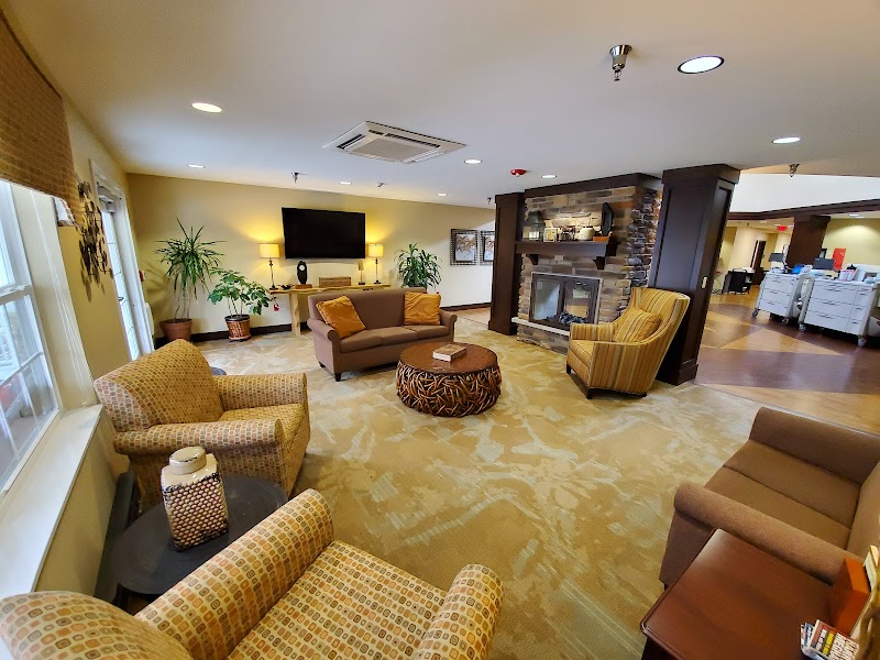 HEATHER KNOLL RETIREMENT VILLAGE nursing home in TALLMADGE, OH - Photo 3 of 9