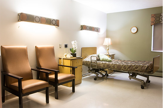 ROYAL OAK NURSING & REHAB CTR nursing home in MIDDLEBURG HEIGHTS, OH - Photo 3 of 5