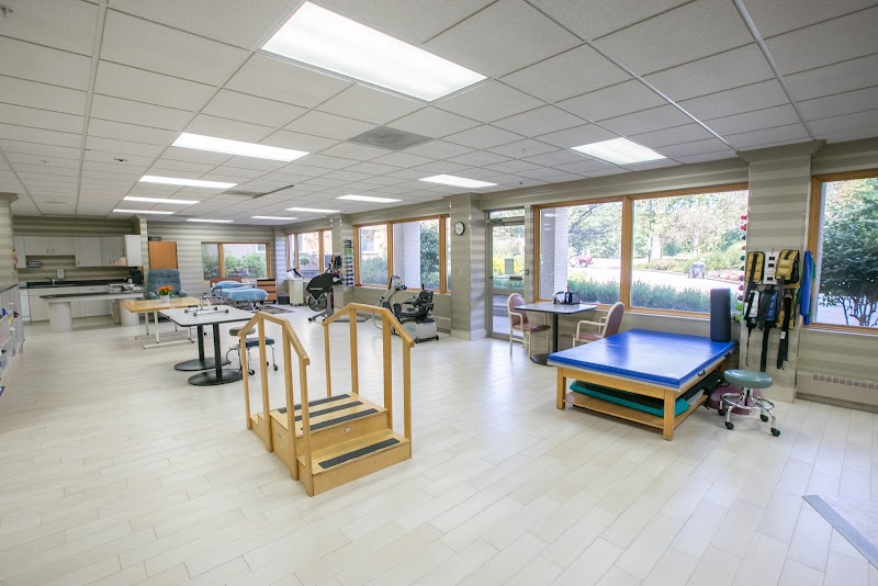 BROADVIEW MULTI CARE CENTER nursing home in PARMA, OH - Photo 3 of 5