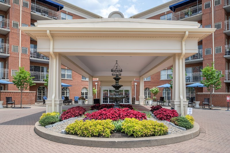 COURTYARD AT SEASONS nursing home in CINCINNATI, OH - Photo 2 of 5