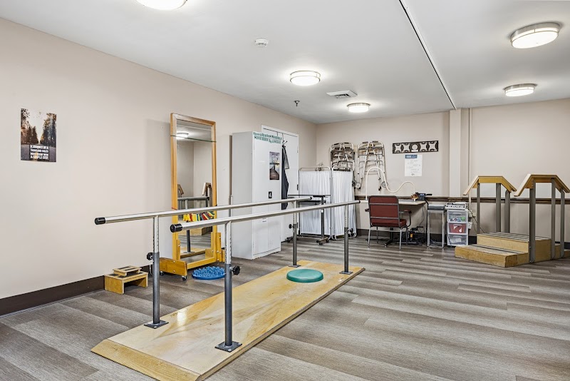 HUDSON ELMS NURSING CENTER nursing home in HUDSON, OH - Photo 4 of 5
