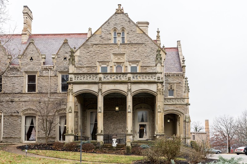 SCARLET OAKS NURSING AND REHABILITATION CENTER nursing home in CINCINNATI, OH - Photo 3 of 5