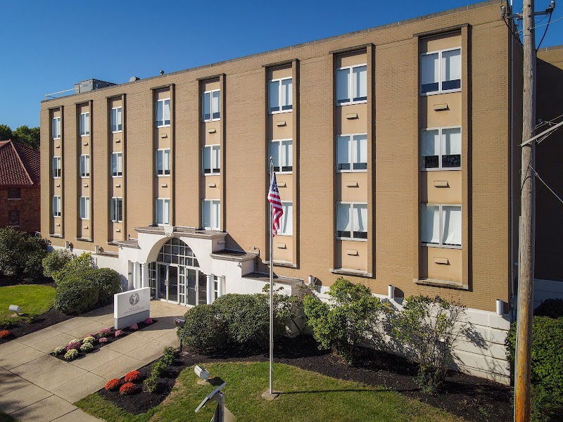 GEM CITY HEALTHCARE AND REHABILITATION CENTER nursing home in DAYTON, OH - Photo 2 of 10