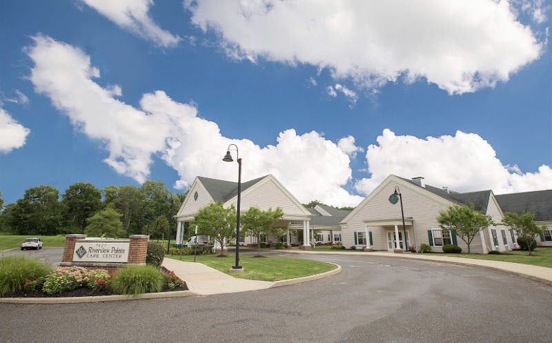 RIVERVIEW POINTE CARE CENTER nursing home in OLMSTED FALLS, OH - Photo 2 of 10