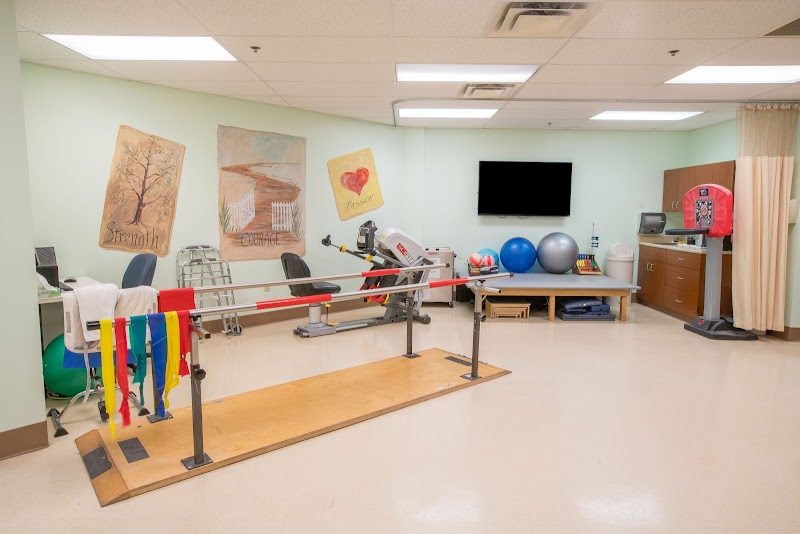HOME AT HEARTHSTONE, THE nursing home in CINCINNATI, OH - Photo 4 of 8