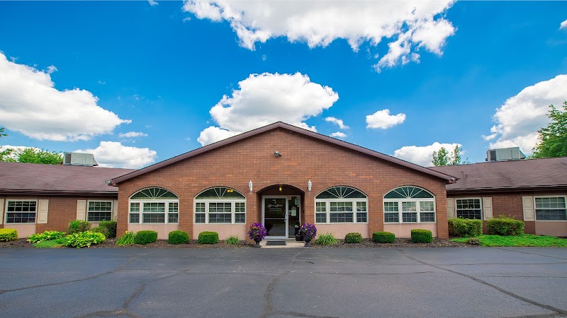 CLAYMONT HEALTH AND REHABILITATION nursing home in UHRICHSVILLE, OH - Photo 2 of 7