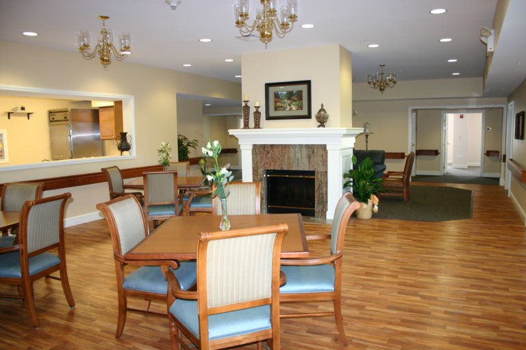 HAMPTON WOODS NURSING CENTER, INC nursing home in POLAND, OH - Photo 3 of 5