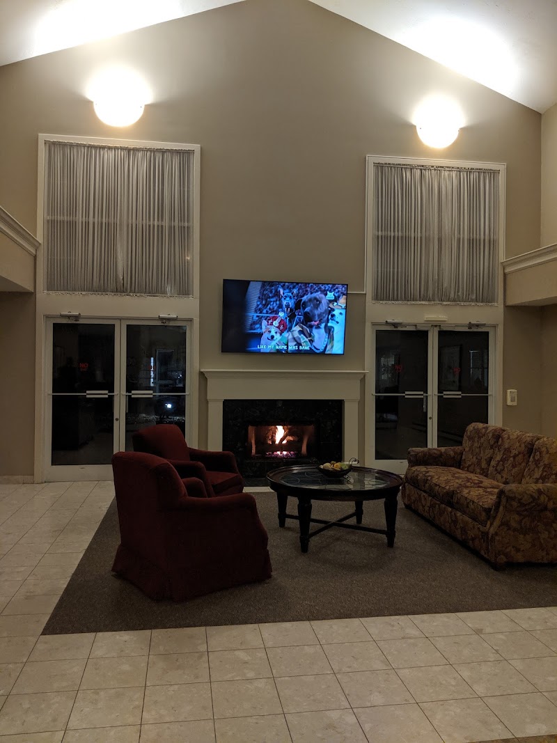 MANOR OF GRANDE VILLAGE nursing home in TWINSBURG, OH - Photo 5 of 10