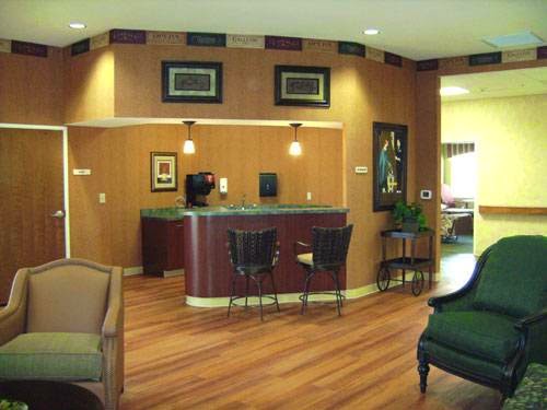 WILLOWS AT BELLEVUE nursing home in BELLEVUE, OH - Photo 5 of 10