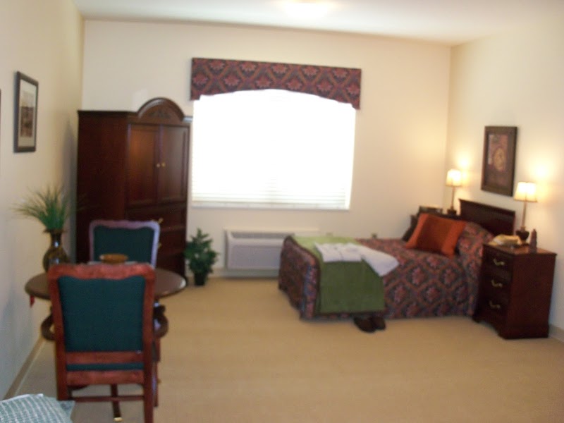 CYPRESS POINTE HEALTH CAMPUS nursing home in ENGLEWOOD, OH - Photo 3 of 10