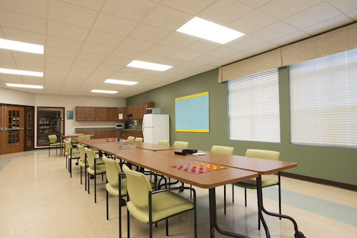 BATH CREEK ESTATES nursing home in CUYAHOGA FALLS, OH - Photo 4 of 10