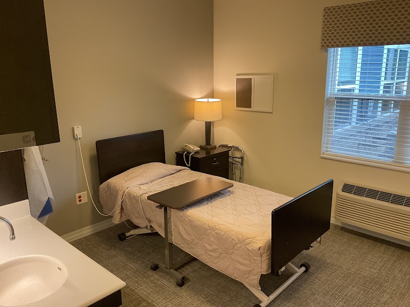 AHC OF LANDERHAVEN LLC nursing home in MAYFIELD HEIGHTS, OH - Photo 4 of 10