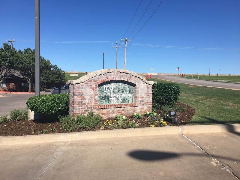 THE LAKES nursing home in OKLAHOMA CITY, OK - Photo 2 of 5
