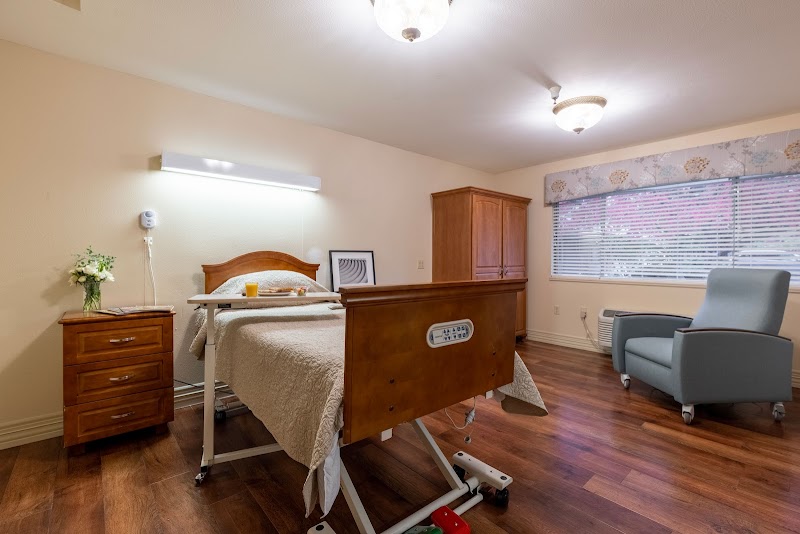 WEST HILLS HEALTH & REHABILITATION nursing home in PORTLAND, OR - Photo 5 of 5