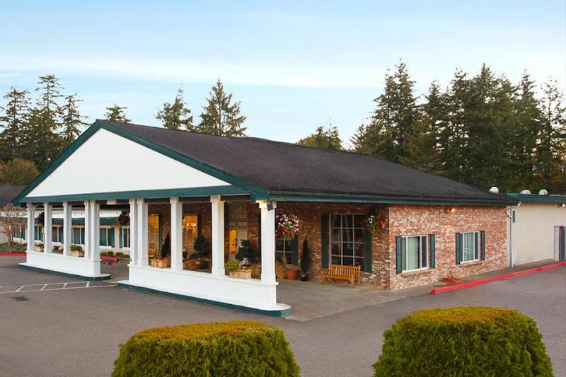 LIFE CARE CENTER OF COOS BAY nursing home in COOS BAY, OR - Photo 3 of 5