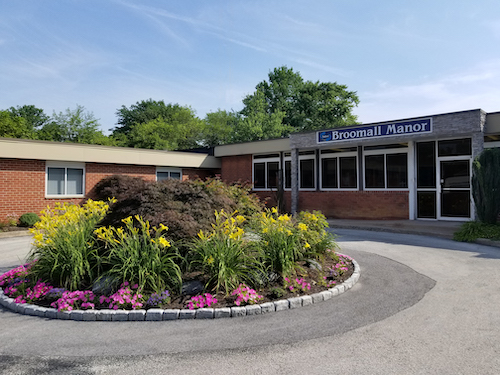 BROOMALL MANOR nursing home in BROOMALL, PA - Photo 4 of 10