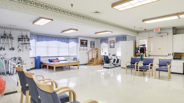 YORK NORTH SKILLED NURSING AND REHABILITATION CTR nursing home in YORK, PA - Photo 3 of 5
