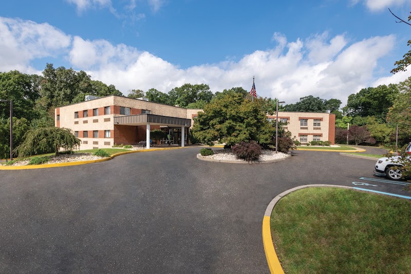 DRESHER HILL HEALTH & REHABILITATION CENTER nursing home in FORT WASHINGTON, PA - Photo 2 of 10