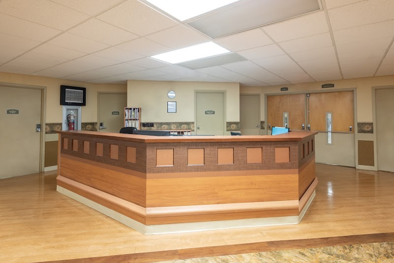 LANGHORNE GARDENS HEALTH & REHABILITATION CENTER nursing home in LANGHORNE, PA - Photo 2 of 10
