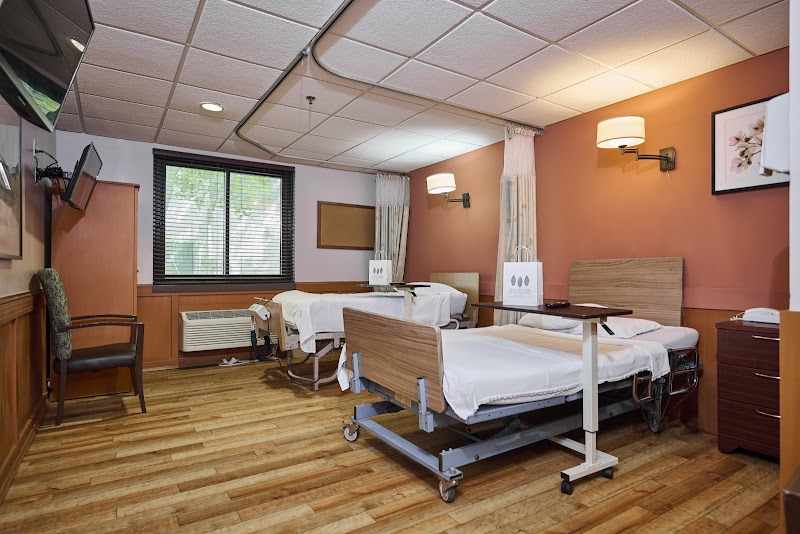 IVY HILL POST ACUTE NURSING & REHABILITATION LLC nursing home in PHILADELPHIA, PA - Photo 2 of 5