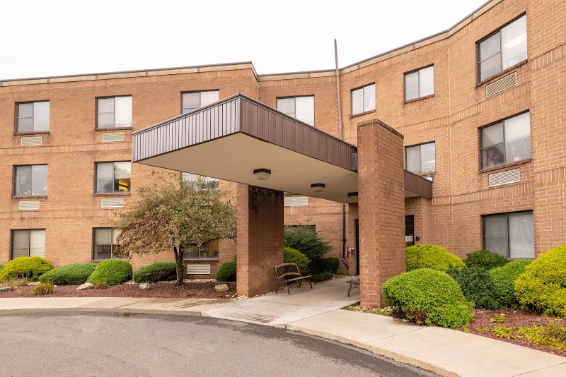 MOUNTAIN CITY NURSING & REHABILITATION CENTER nursing home in HAZLETON, PA - Photo 3 of 5